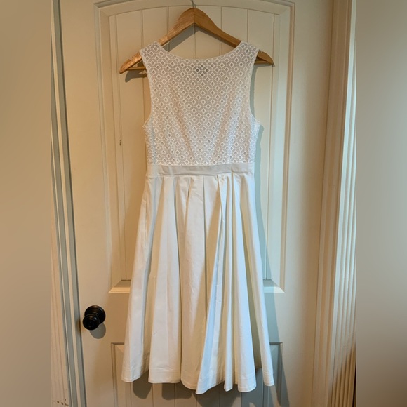 Anthropologie Colette Dinnigan White Pleated Trellis Dress Pockets Midi Size 2 - Picture 7 of 11